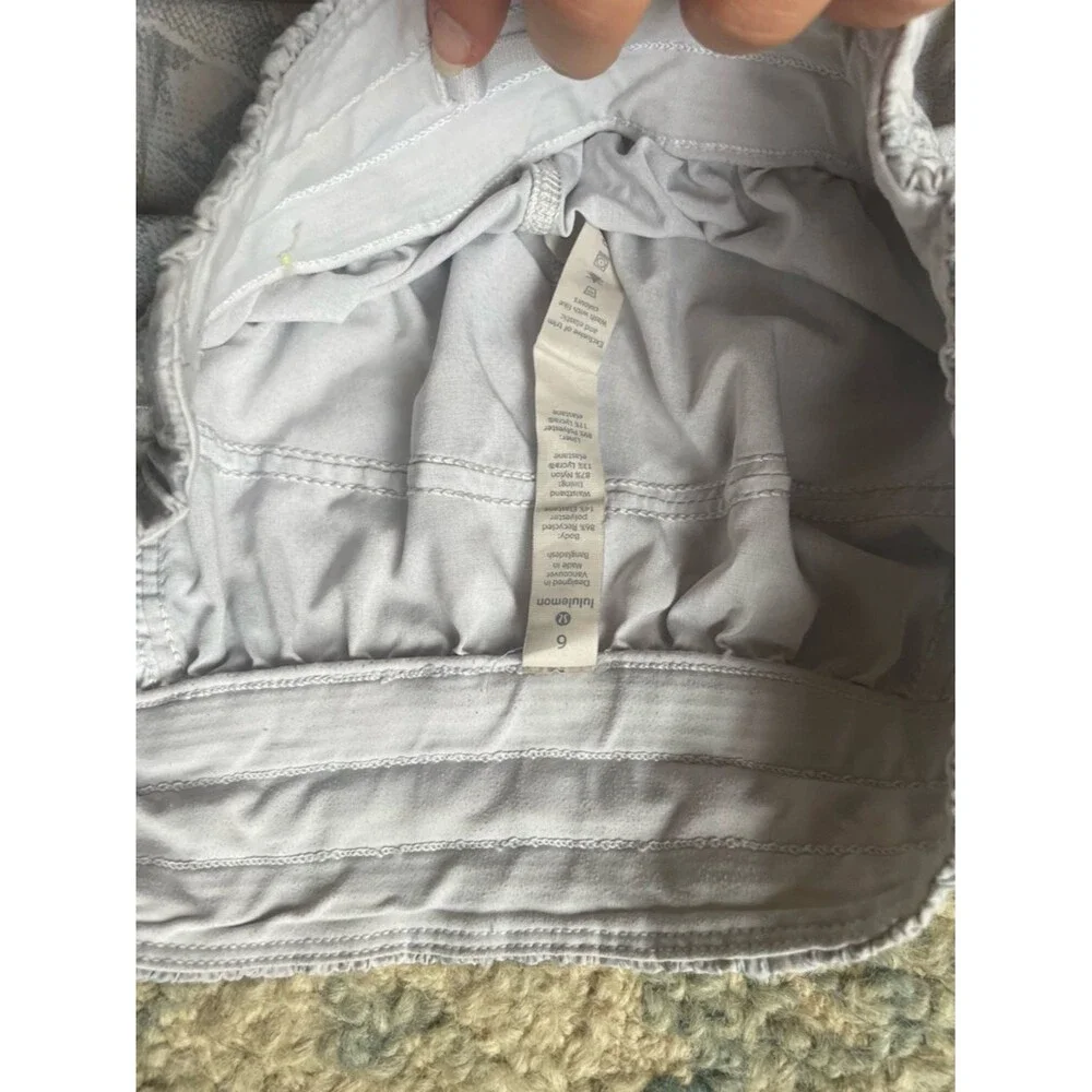 Lululemon Womens Tracker Short IV (4-way Stretch 4